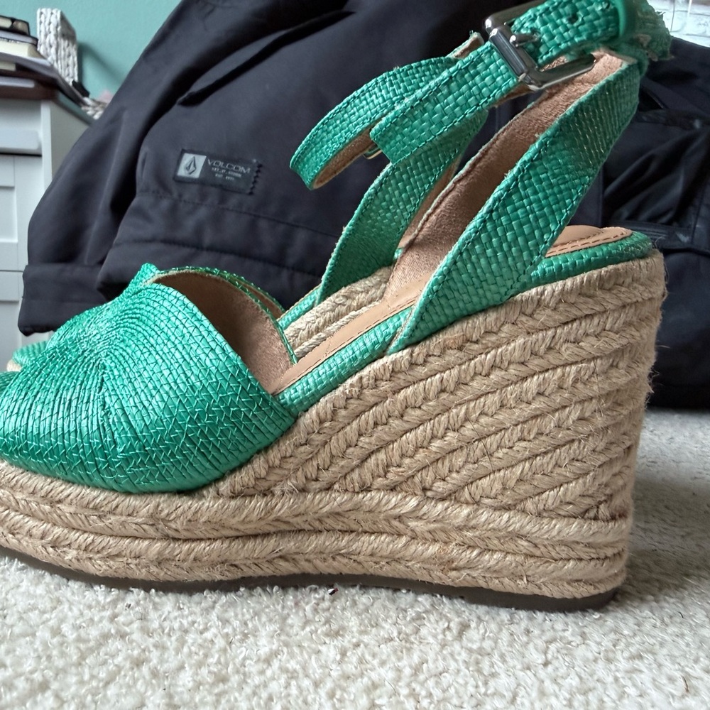Green Wedge espadrille Sandals - Picture 2 of 4